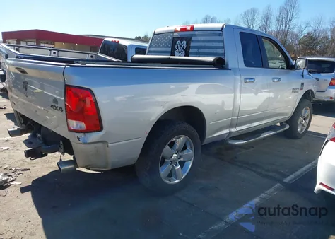 2015 Ram 1500 Big Horn z USA, uszkodzony, nr VIN 1C6RR7GT8FS531232